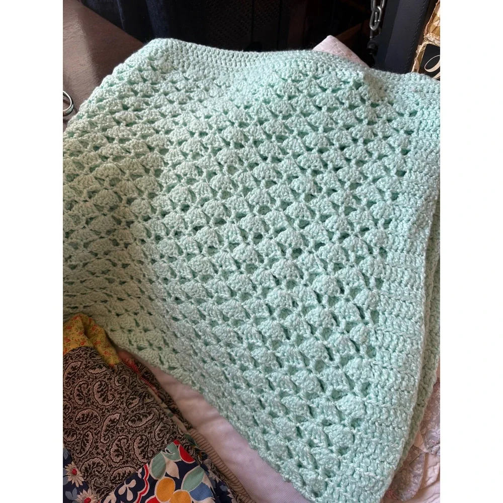 Handmade Mint Green Crochet Shell Stitch Throw Blanket 36x44 Soft Pastel Afghan